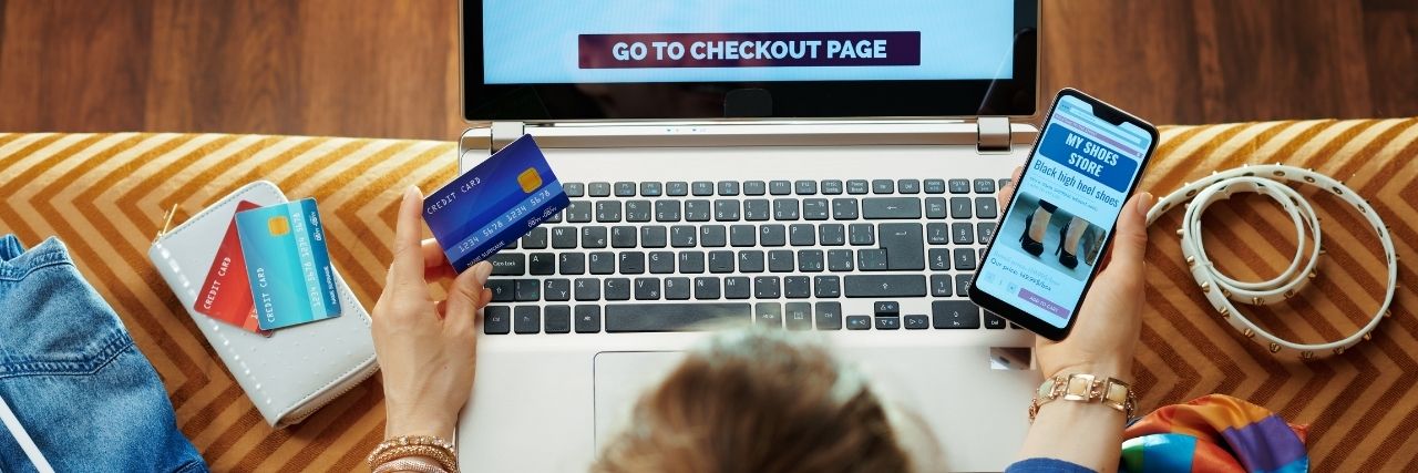 A person purchasing shoes online using credit card and open to cyber attacks